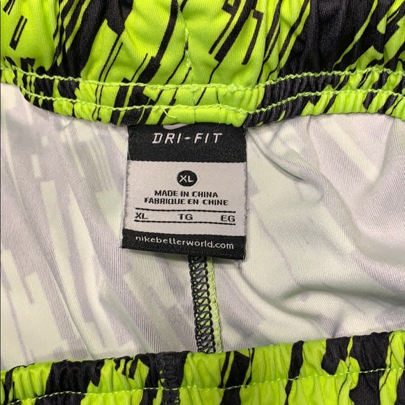Nike Dri Fit shorts - Picture 2 of 3